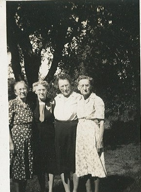 Jones Sisters