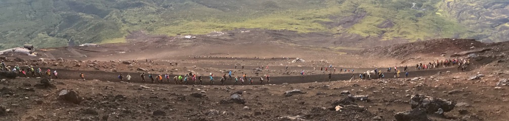 hiking fuji