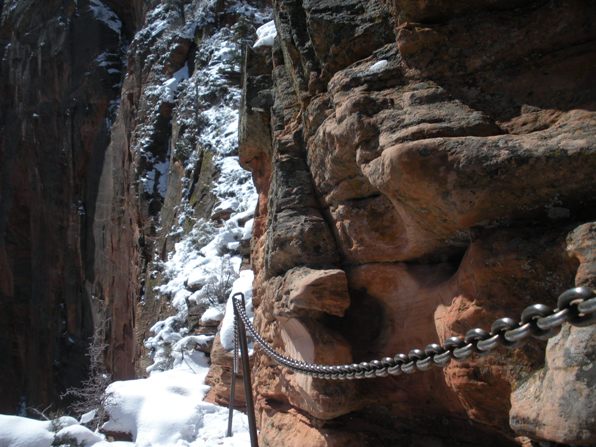 Angels Landing chains