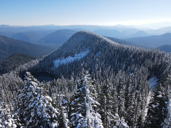 Soda Peaks Lake