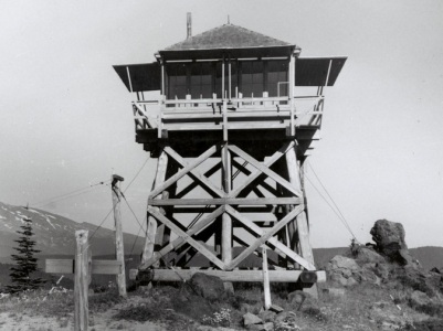 L-4 hip roof
